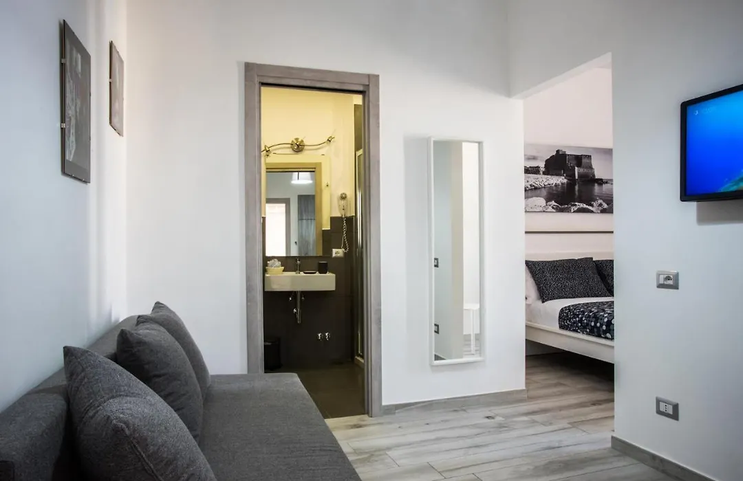 Solarium al Duomo Rooms by Wonderful Italy-1